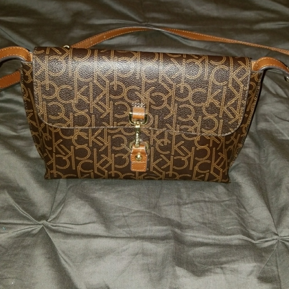 Calvin Klein crossbody
